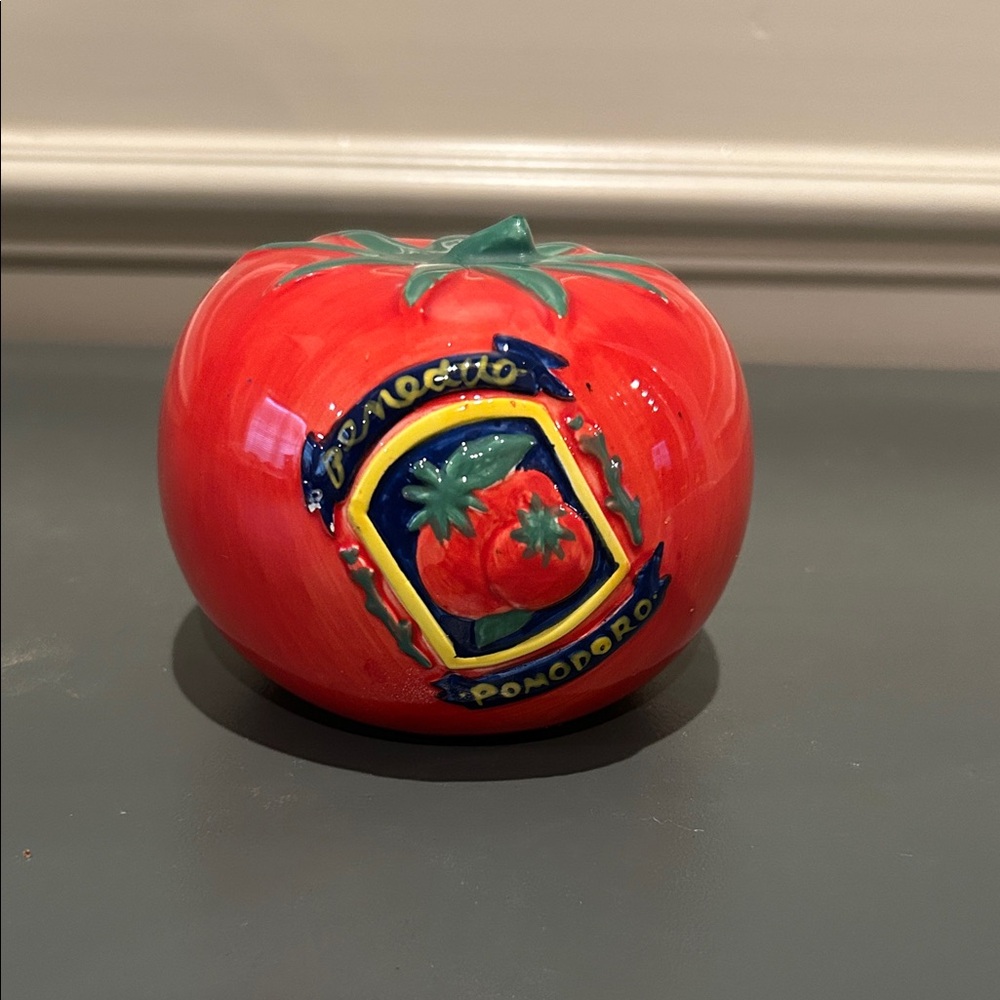 Vintage Boston Warehouse Red and Green Ceramic Tomato